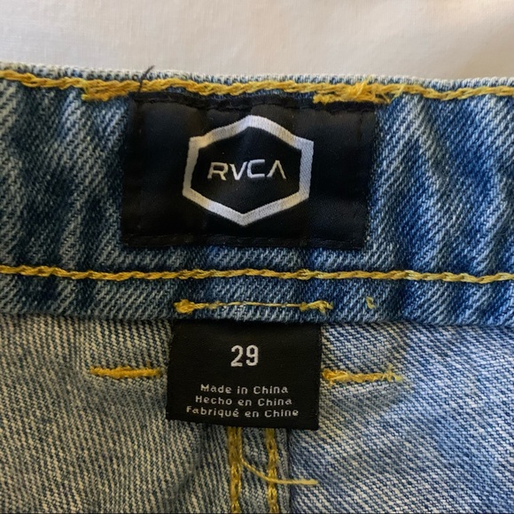 RVCA Shorts - Picture 3 of 3